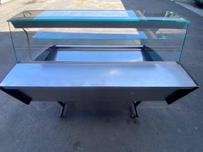 Bild 2:Kühlvitrine fahrbar