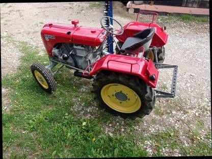 Bild 4:Traktor Steyr T84