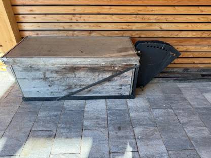 Bild 2:Sonnenwachsschmelzer Marke Eigenbau