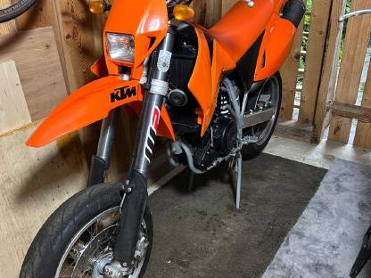 KTM LC4 640 Supermoto