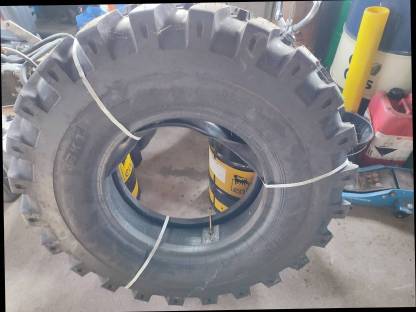 Bild 2:Reifen 11.00-20, Mobilbaggerreifen, BKT EM 936