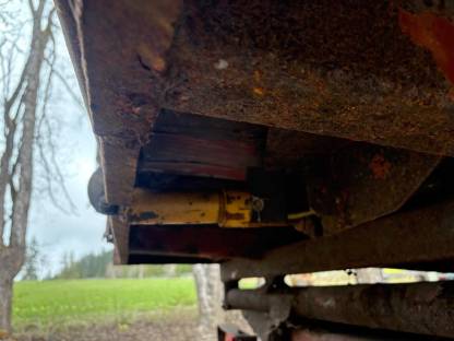 Bild 6:Traktoranhänger