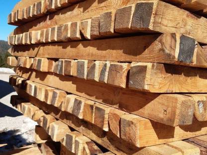 Bild 3:Haagsäulen, Lärchenstiefel, Zaunsteher, Baumschutz