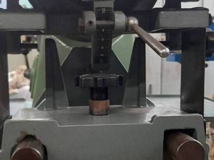 Bild 5:Werkzeug- und Drehstahlschleifmaschine Wilhelm Simon Typ L15