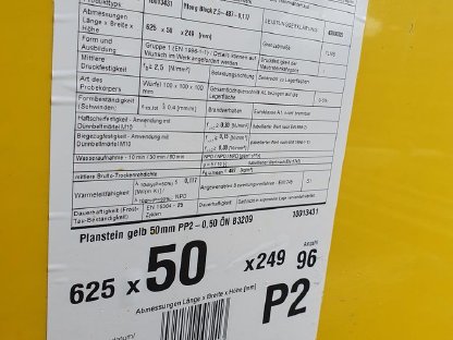 Bild 3:Diverse Baugeräte und Materialien lt. Beschreibung