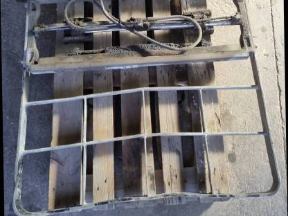 Bild 3:Hydraulischer Zinkenversteller