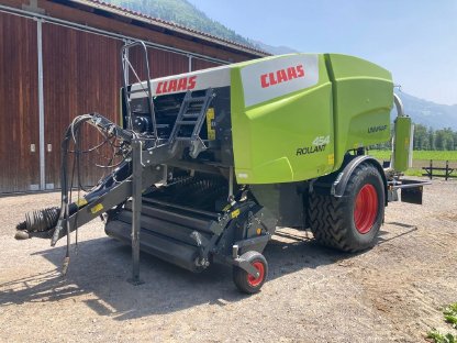 CLAAS Rollant 454 RC Uniwrap