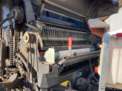 Bild 2:Verkaufe Kuhn Rundballenpresse VB 2265