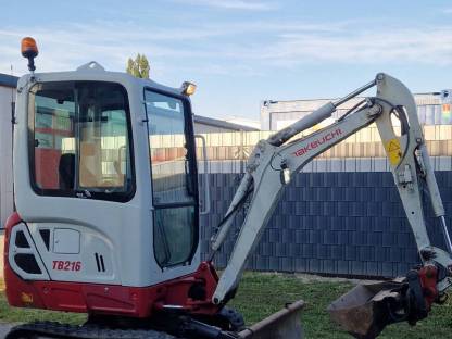 Bild 8:Takeuchi TB216 Minibagger