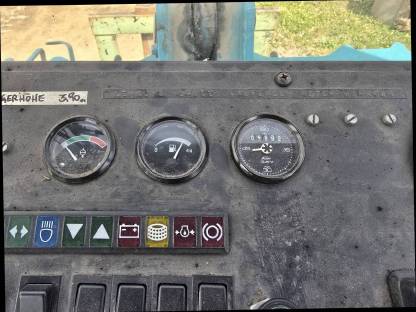 Bild 3:Schaeff SKB1000 T Baggerlader