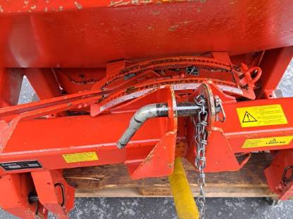 Bild 7:Mineraldüngerstreuer Rauch MDS 701