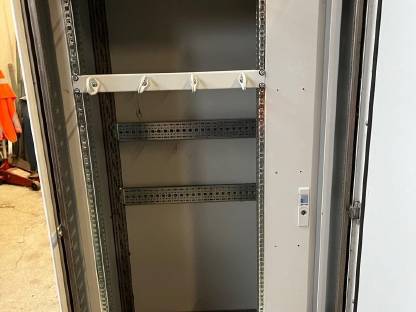 Bild 9:Outdoor Universalschrank el. Industrie Qualität