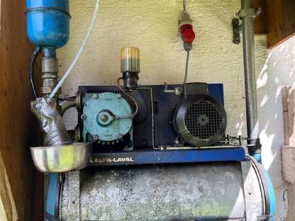 Bild 5:Rohrmelkanlage DeLaval