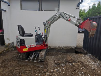Bild 5:Takeuchi TB 108 Minibagger Martin Löffelpaket