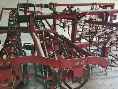 Bild 7:Saatbeetkombination Rau Unimat Egge OU39