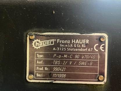 Bild 8:New Holland TS 110, Hauer Frontlader