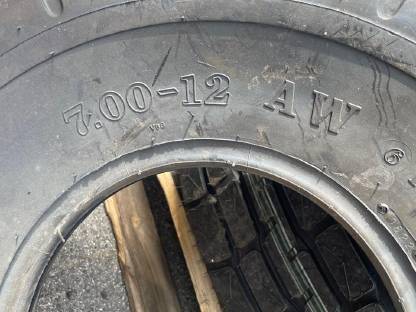 Bild 2:Vredestein 7.00-12 AW