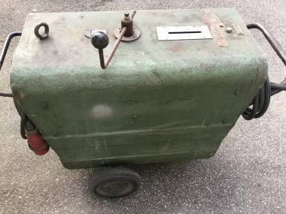 Bild 2:Fronius Elektrodenschweißer 300 Ampere