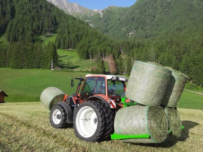 Bild 7:Ballengabel Transport 4-fach