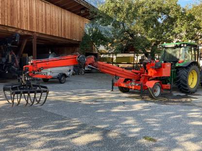 Bild 2:Mobilbagger/Heubagger