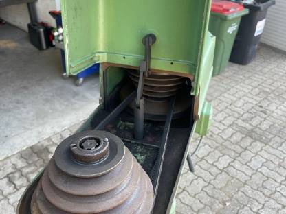 Bild 3:Ständerbohrmaschine