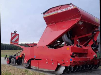 Sämaschine samt Frontpacker Horsch Express 3TD