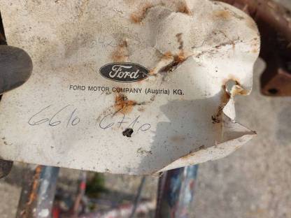 Abgaskrümmer für Ford Traktor 7610, 7710