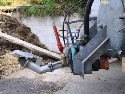 Bild 6:Vakuum Güllefass Geba AGS 2100 / Reform Muli 145