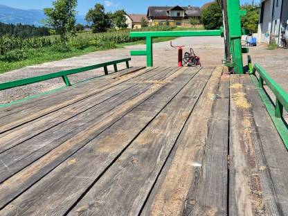 Bild 6:Ballenhänger selbstladend