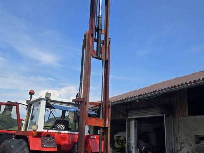 Bild 3:Heckstapler Nissan