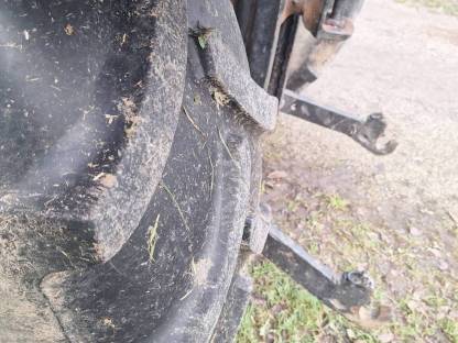 Bild 2:Traktorreifen