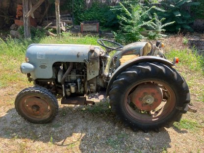 Bild 2:Schmalspur Traktor Eicher Puma ES201