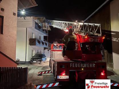 Bild 4:MAN 16.240 Magirus Drehleiter DLK30