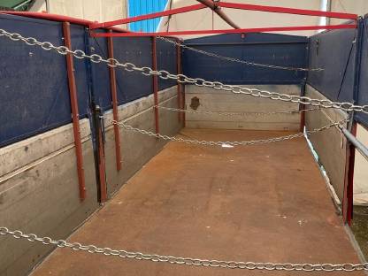 Bild 5:3-Achs-Kipper