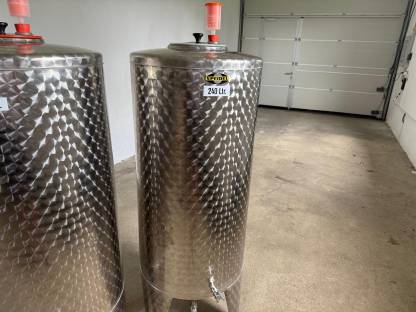 Bild 4:Speidel Gär- und Lagerbehälter