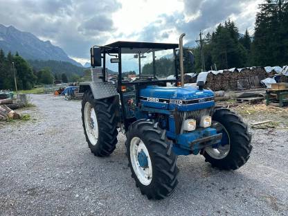 Bild 2:Traktor Ford 4610