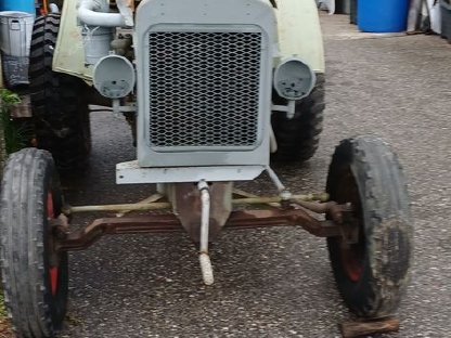 Bild 3:Traktor Epple-Buxbaum Aquila