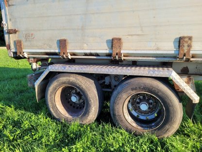 Bild 8:Verkaufe 3-Seiten-Kipper 18 t