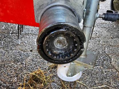 Bild 3:Aebi AM 20 mit Bandrechen