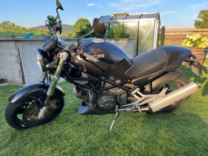 Bild 3:Ducati Monster 750 Black Edition M1