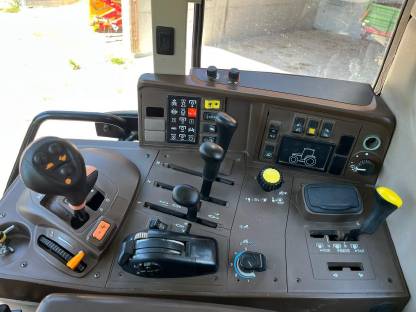 Bild 7:John Deere 6820