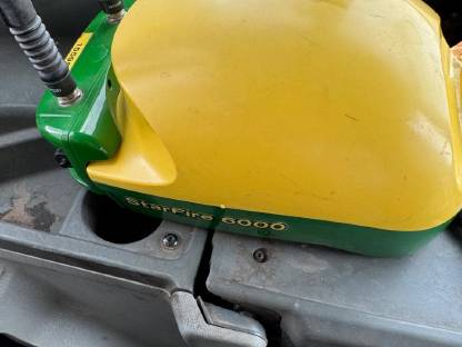 Bild 5:Claas Arion 630 mit RTK, Pickerl neu