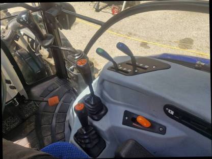 Bild 8:New Holland T4.55