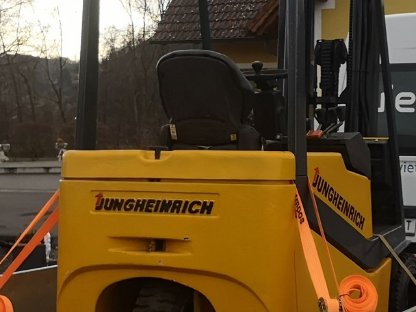 Bild 3:Defekter Gabelstapler Jungheinrich EFG-DF-18