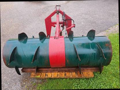 Bild 2:Schwenkbarer Siloverteiler