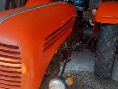 Bild 4:Traktor Steyr 188