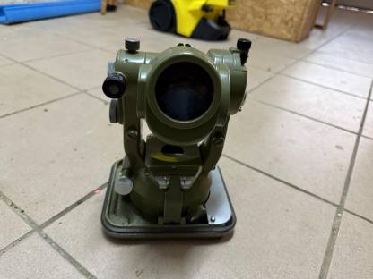 Bild 3:Theodolit Kern