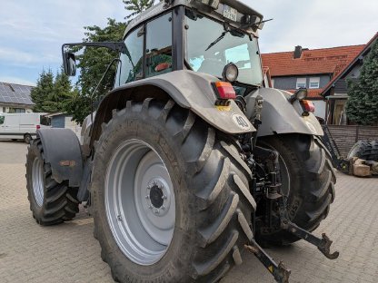 Bild 2:Steyr CVT 150 silber