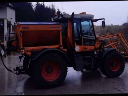 Bild 3:Fendt Xylon 524, Kommunal