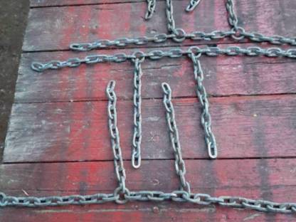 Bild 2:Schneeketten Reparaturstücke